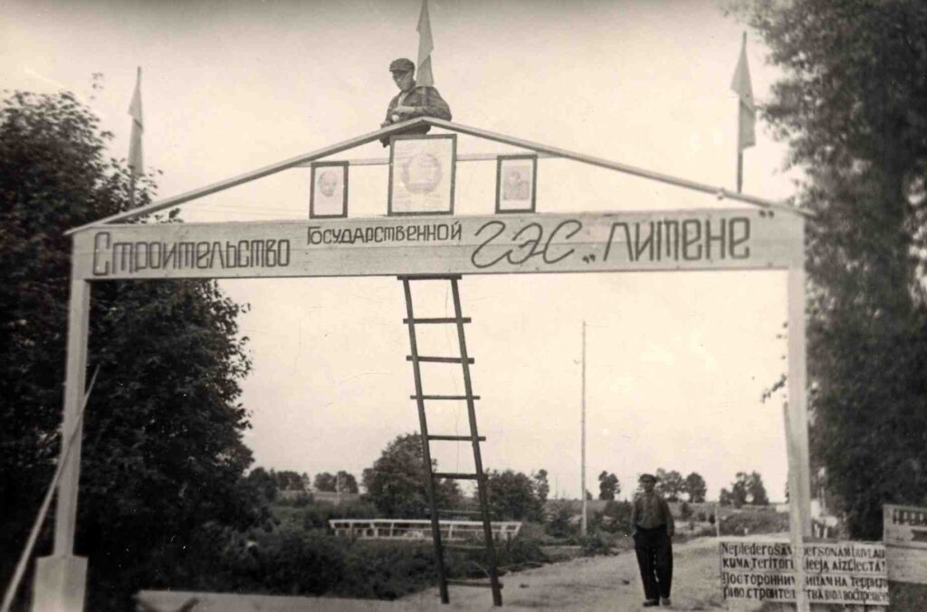 Vārti, Litenes elektrostacijas celtniecība 1952. gadā