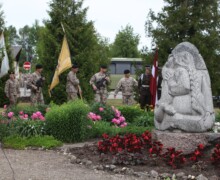 Piemineklis 1941. un 1949. gada represijas upuriem pie Gulbenes dzelzceļa stacijas. Foto 2016.gads