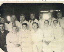 Slaucējas fermā Sibīrijā Čainskā, 1956.gads