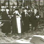 Litenes kapos, pie vaļēja kapa runu tur Latvijas ev.-lut. baznīcas arhisbīskaps K.Gailītis. 1989.gads.
