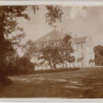 Kalnamuižas pils, 1908. gads.
Attēls www.zudusilatvija.lv Kalnamuižas pils, 1908. gads. Attēls www.zudusilatvija.lv
