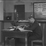 Pasta ierēdnis. F.Knoka stikla plašu negatīvs. F.Knoka stikla plašu negatīvs. Pasta ierēdnis. Gulbenes novada vēstures un mākslas muzeja krājums Nr. GVMM 19450